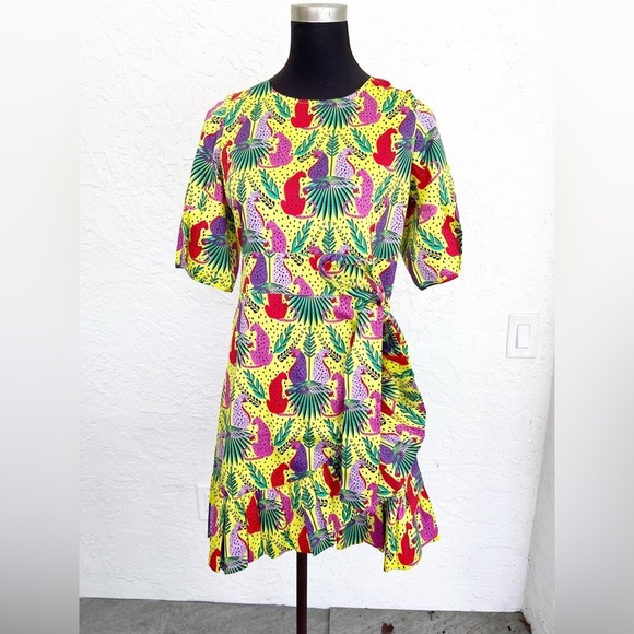 Emily McCarthy Lola Wrap Dress in Peekaboo Cat Print Size Medium NEW - Picture 4 of 11